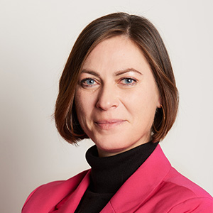 (1) Verena Scheidl