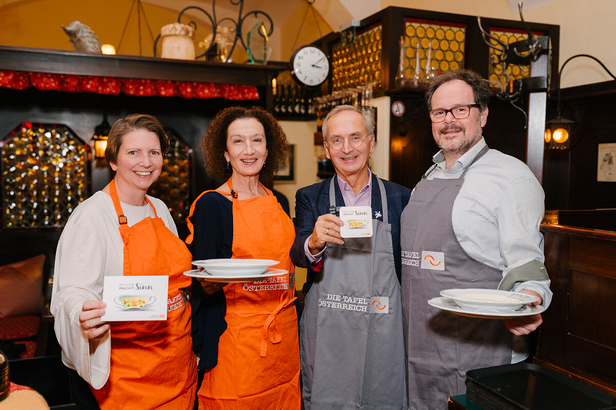 Suppe mit Sinn: Julia Szewald, Konstanze Breitebner, Alexander Stauder, Thomas Mraz
